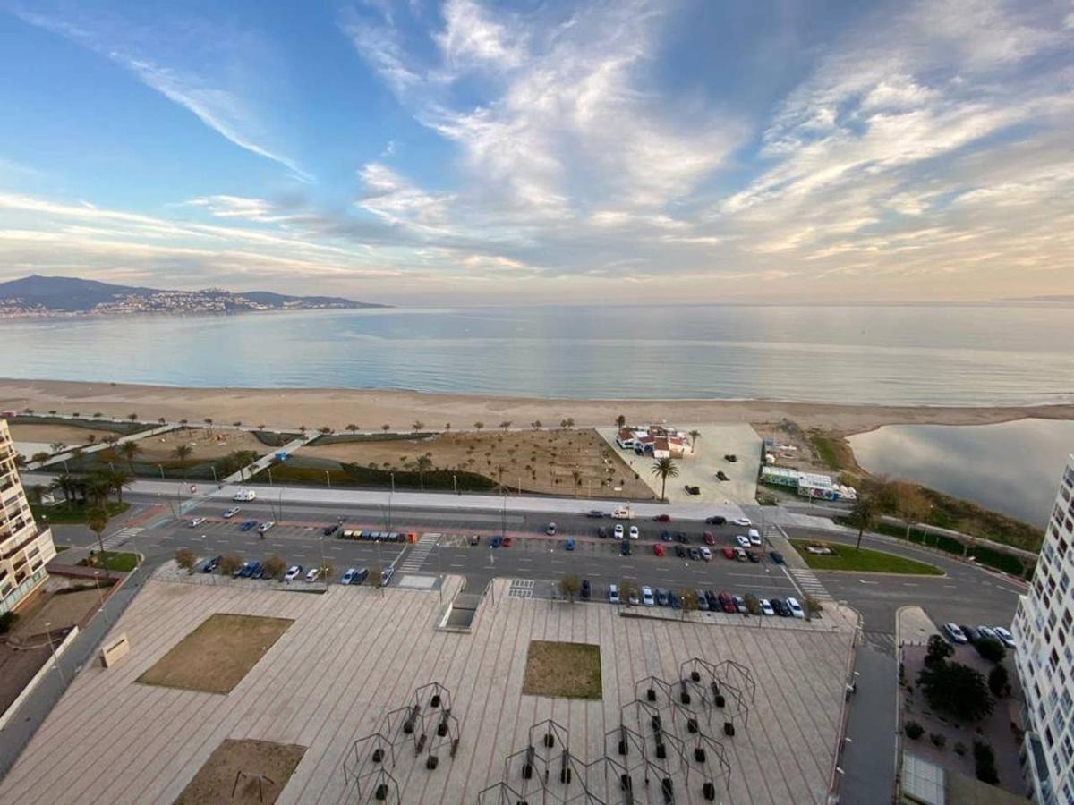 Holidays P14 Sea View Empuriabrava Exteriör bild
