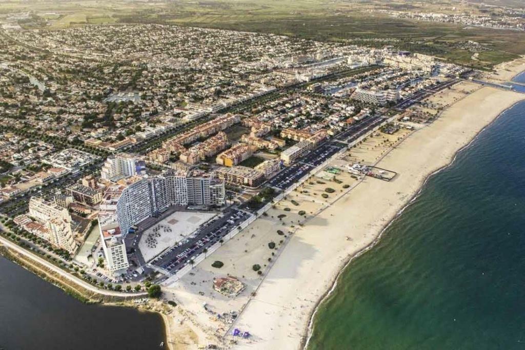 Holidays P14 Sea View Empuriabrava Exteriör bild
